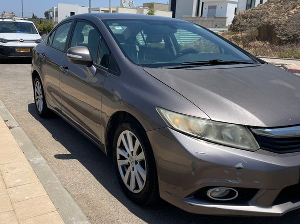 Honda Civic 2ème main, 2012, main privée