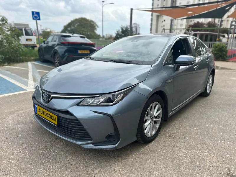 Toyota Corolla 2nd hand, 2021, private hand