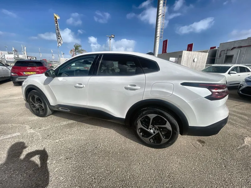 Citroën C4 X 2ème main, 2024, main privée