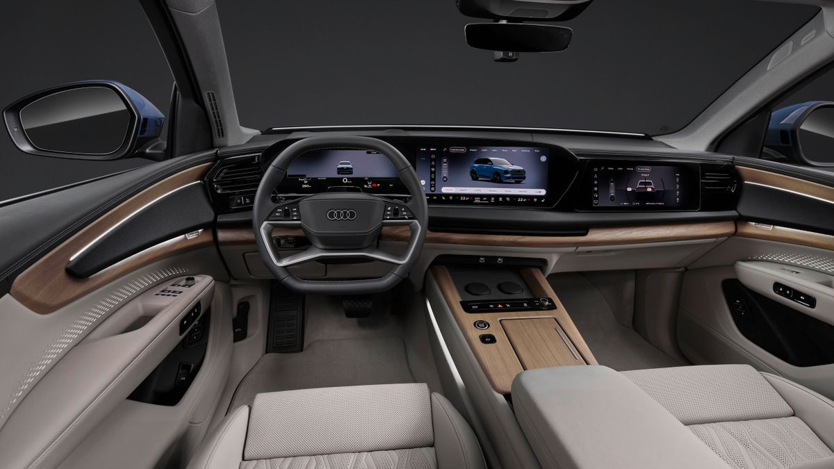 Audi Q7. Передние сидения.