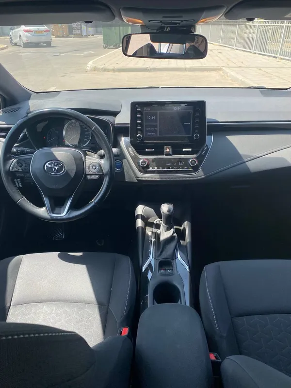 Toyota Corolla 2nd hand, 2020