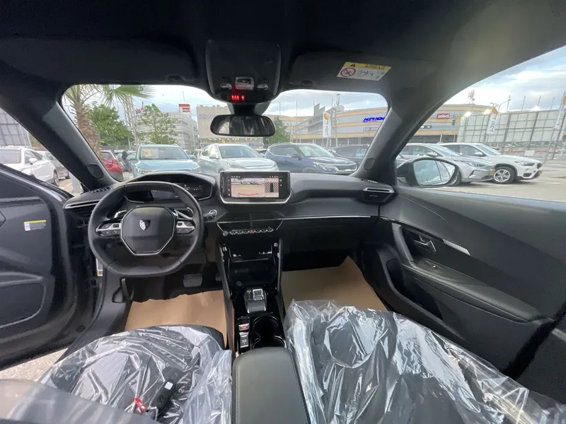 Peugeot 2008 с пробегом, 2024, частная рука
