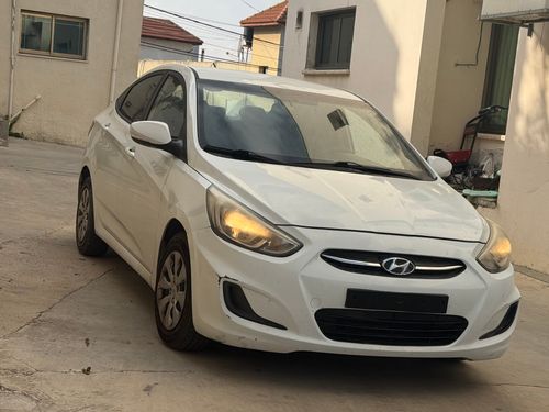 Hyundai i25, 2016, фото