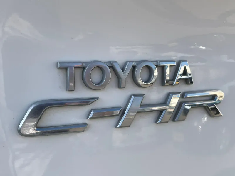 Toyota C-HR 2nd hand, 2020