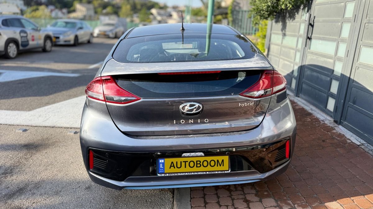 Hyundai IONIQ с пробегом, 2018, частная рука