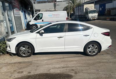 יונדאי אלנטרה יד 2 רכב, 2019, פרטי