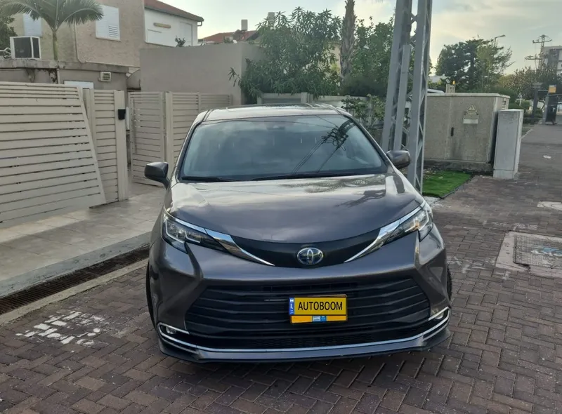 Toyota Sienna 2ème main, 2023, privée
