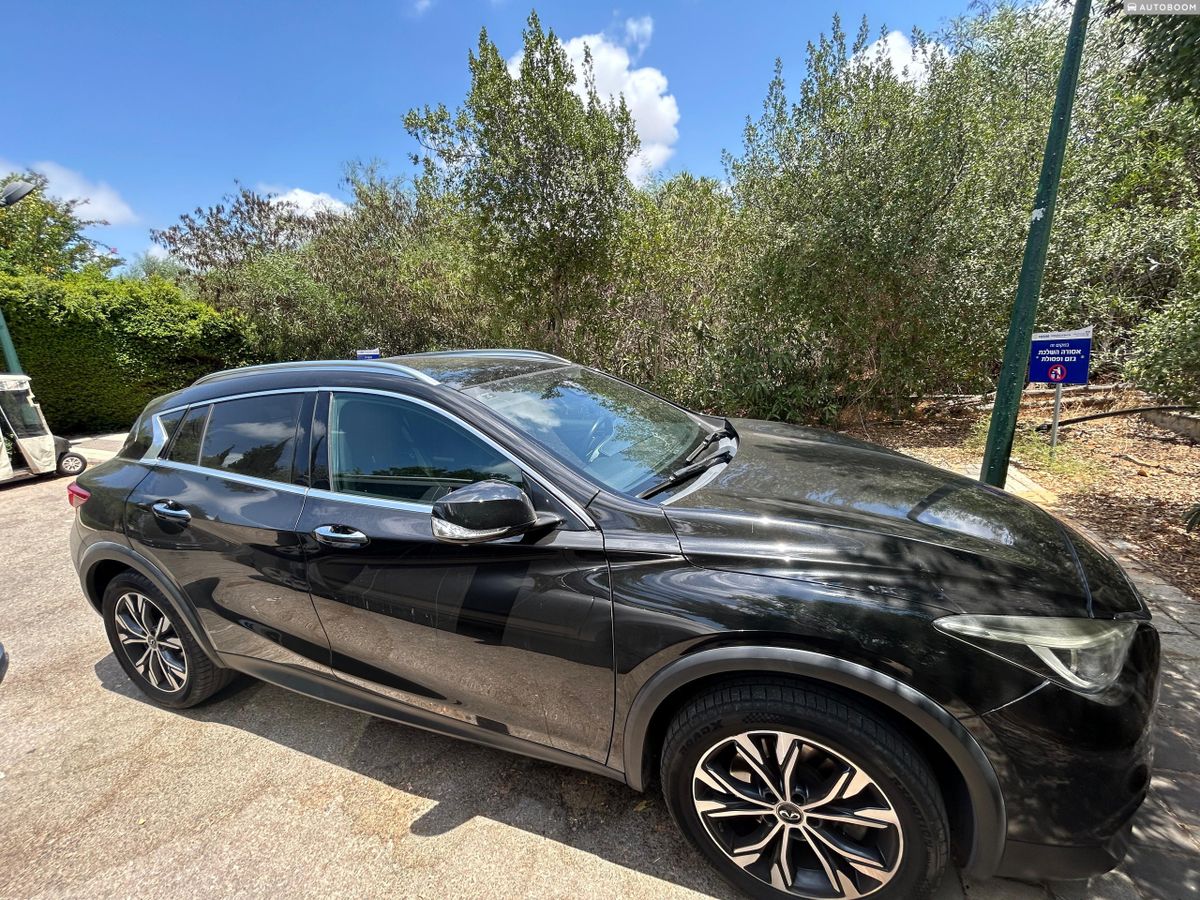 Infiniti QX30 2ème main, 2020, privée
