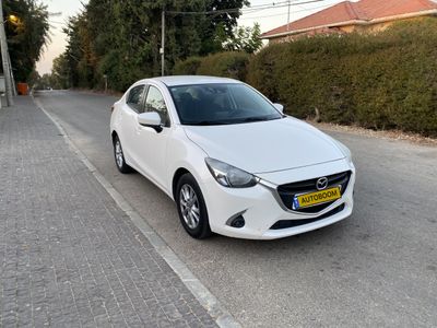 Mazda 2, 2020, photo