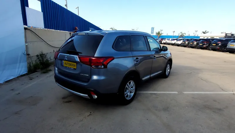 Mitsubishi Outlander 2ème main, 2017