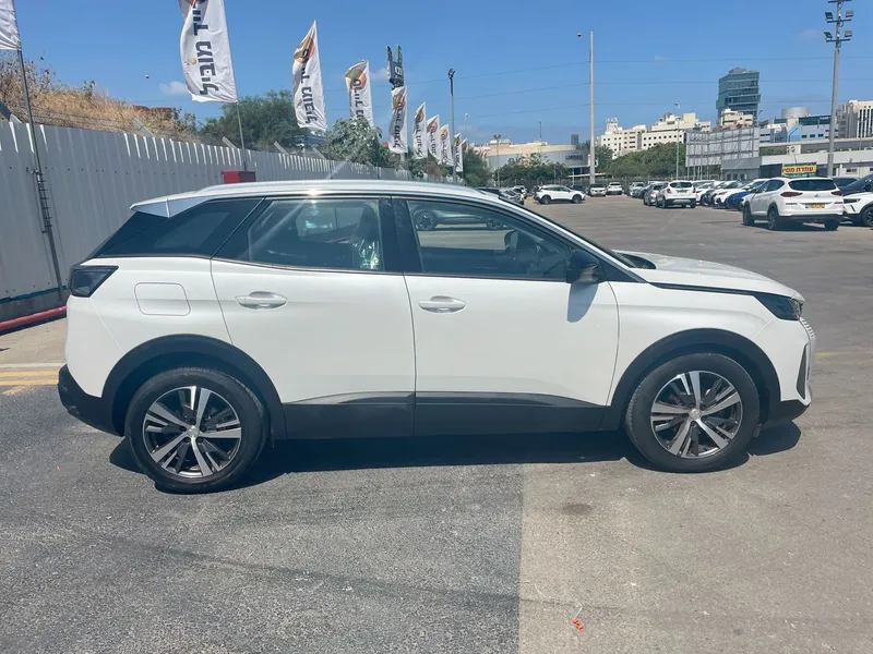 Peugeot 3008 с пробегом, 2022, частная рука