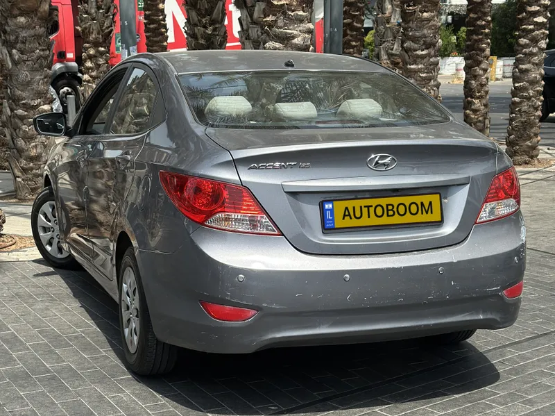 Hyundai i25 с пробегом, 2015