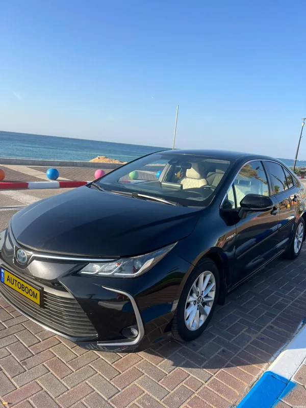 Toyota Corolla 2nd hand, 2019, private
