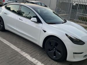 Tesla Model 3, 2022, фото