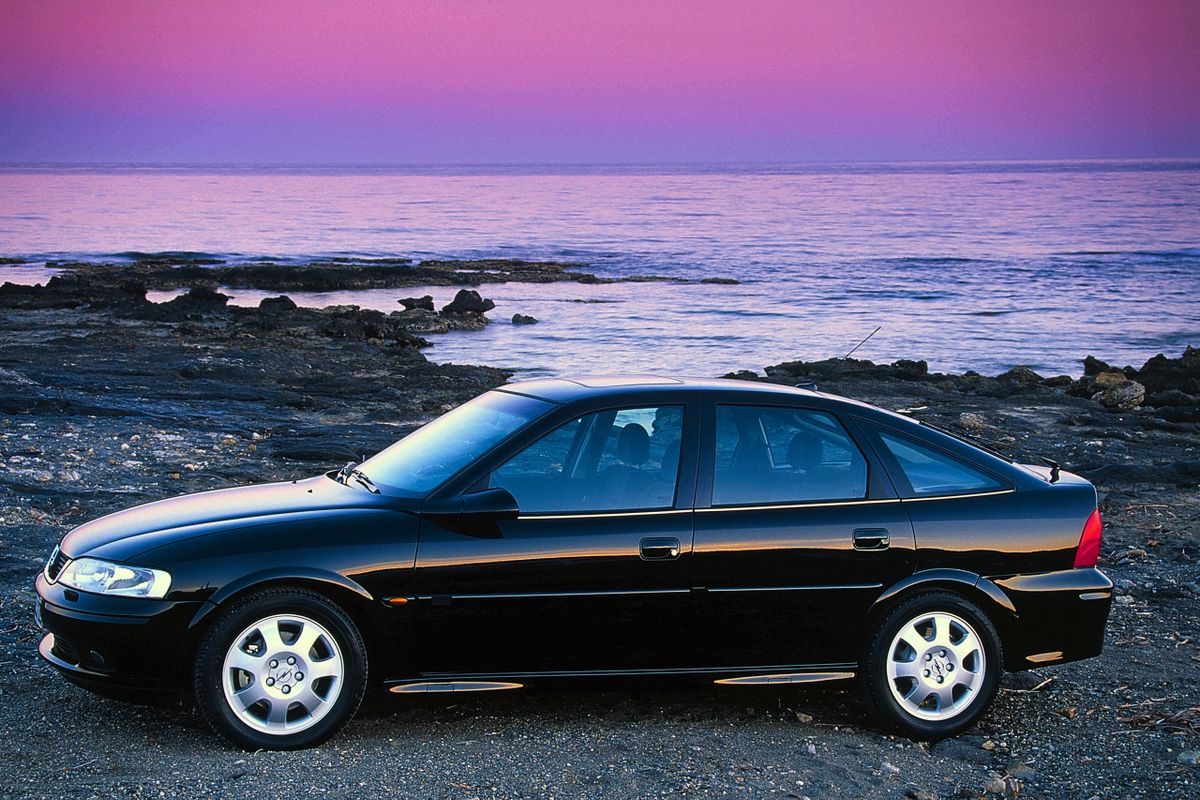 Opel Vectra 1999. Carrosserie, extérieur. Liftback, 2 génération, restyling