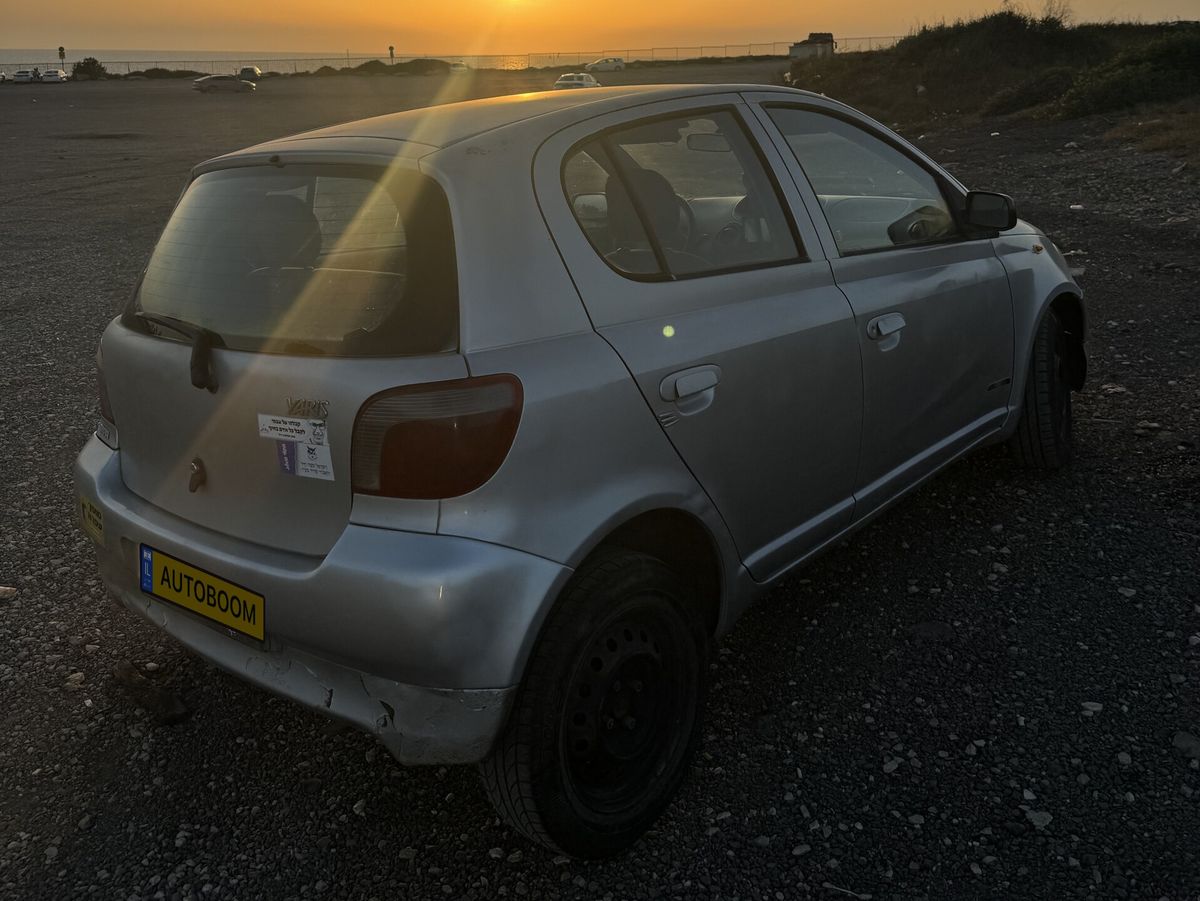 Toyota Yaris 2nd hand, 2002, private