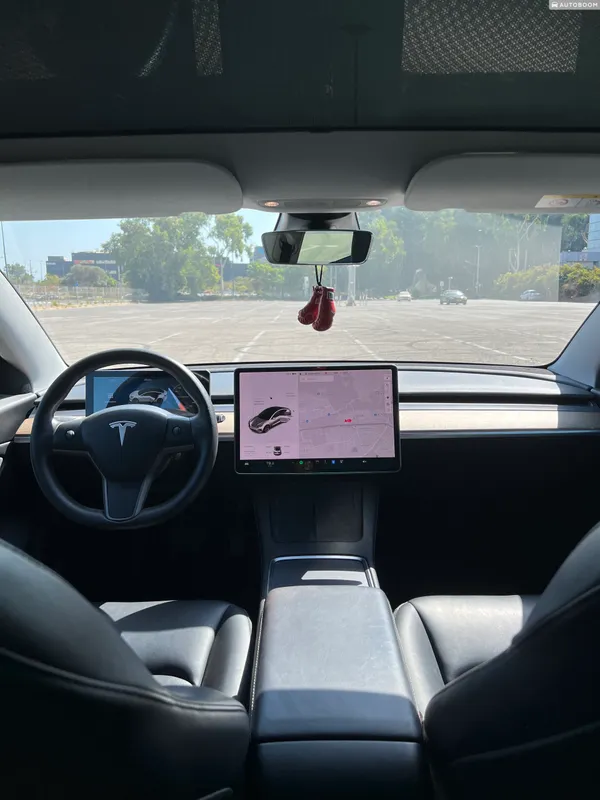 Tesla Model 3 2nd hand, 2021, private
