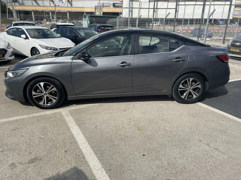 Nissan Sentra 2ème main, 2021
