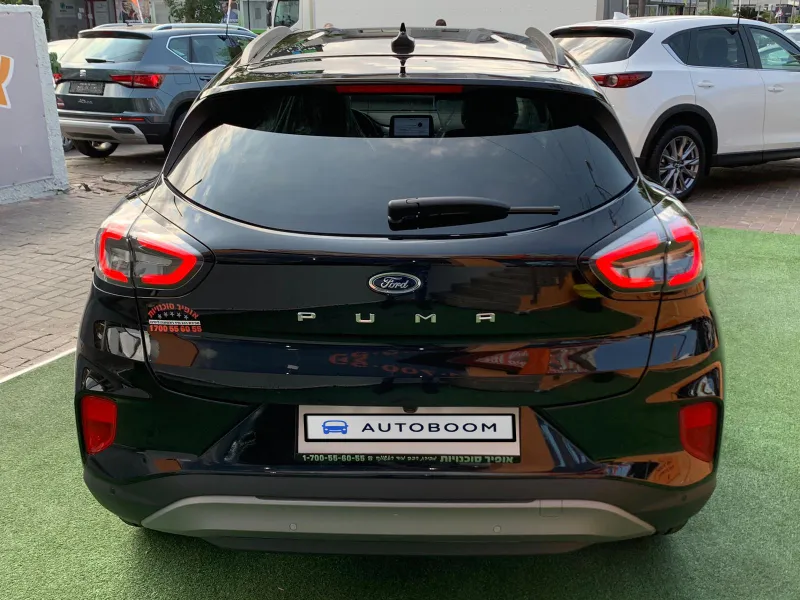 Ford Puma new car, 2021