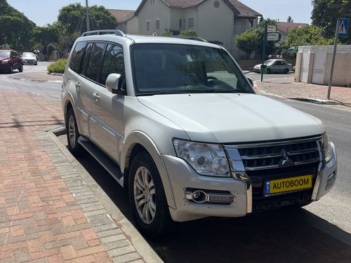 Mitsubishi Pajero с пробегом, 2016, частная рука
