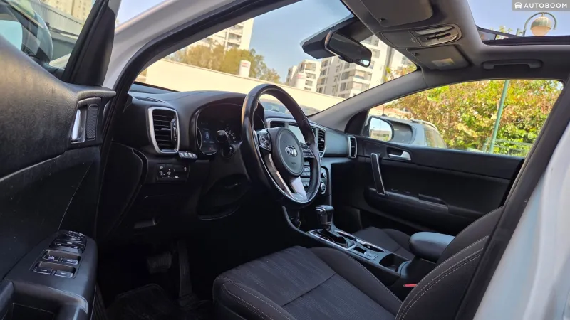 Kia Sportage 2nd hand, 2021, private