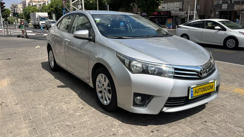 Toyota Corolla 2ème main, 2013, main privée