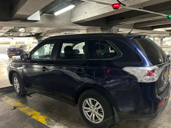 Mitsubishi Outlander 2nd hand, 2013, private hand