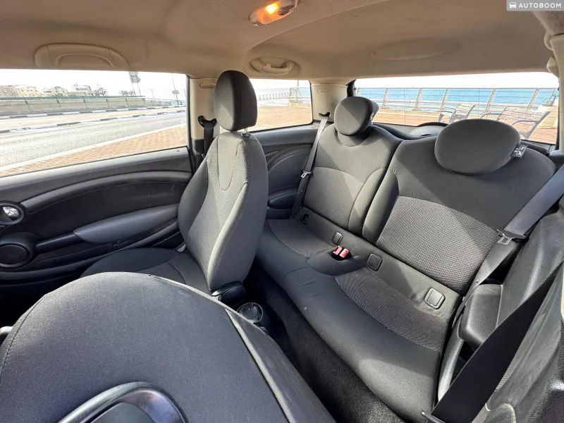 MINI Cooper 2nd hand, 2012, private