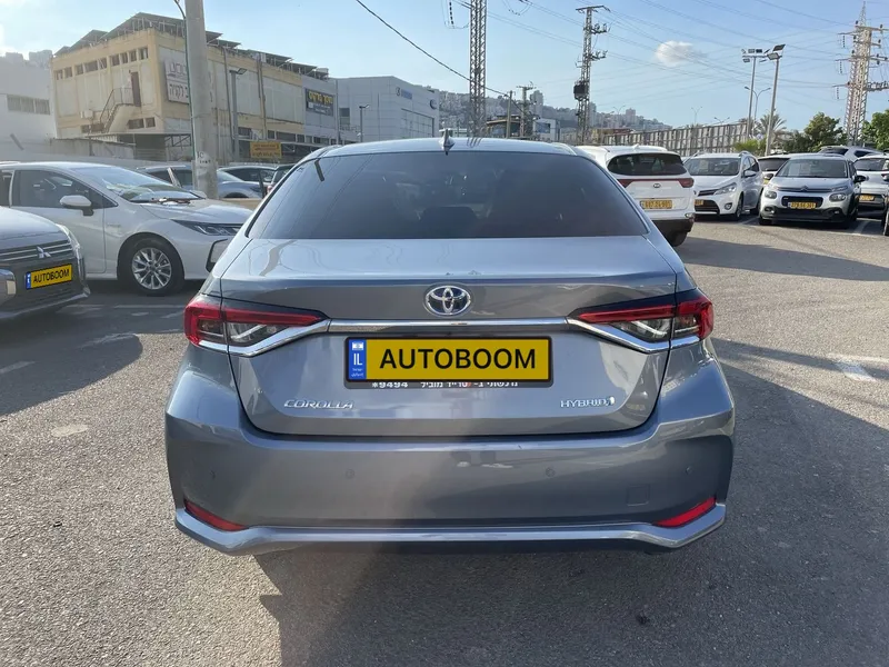 Toyota Corolla с пробегом, 2020