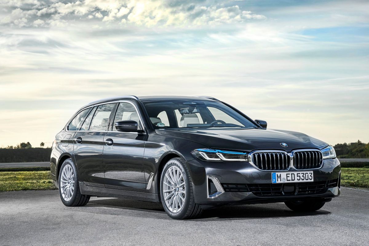 BMW 5 series 2020. Bodywork, Exterior. Estate 5-door, 7 generation, restyling