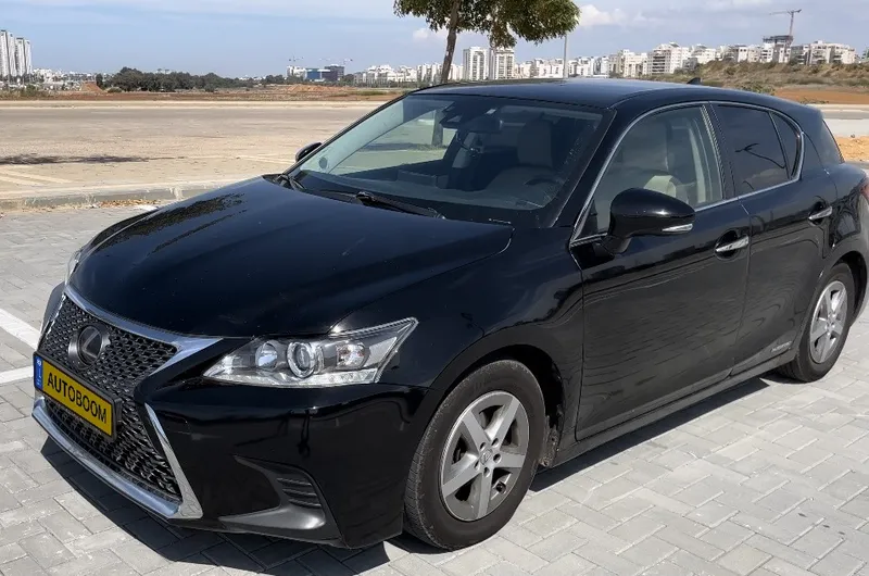 לקסוס CT יד 2 רכב, 2018, פרטי