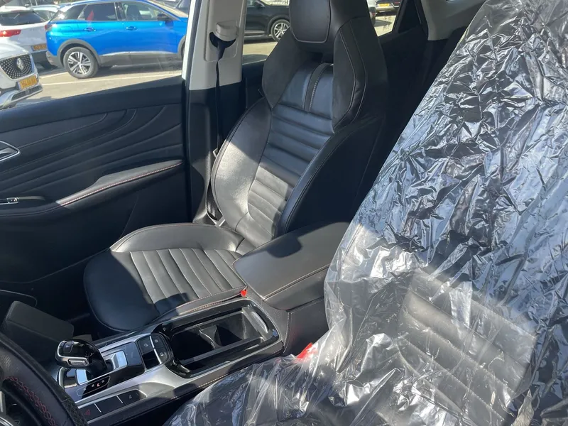 MG EHS 2ème main, 2022, main privée