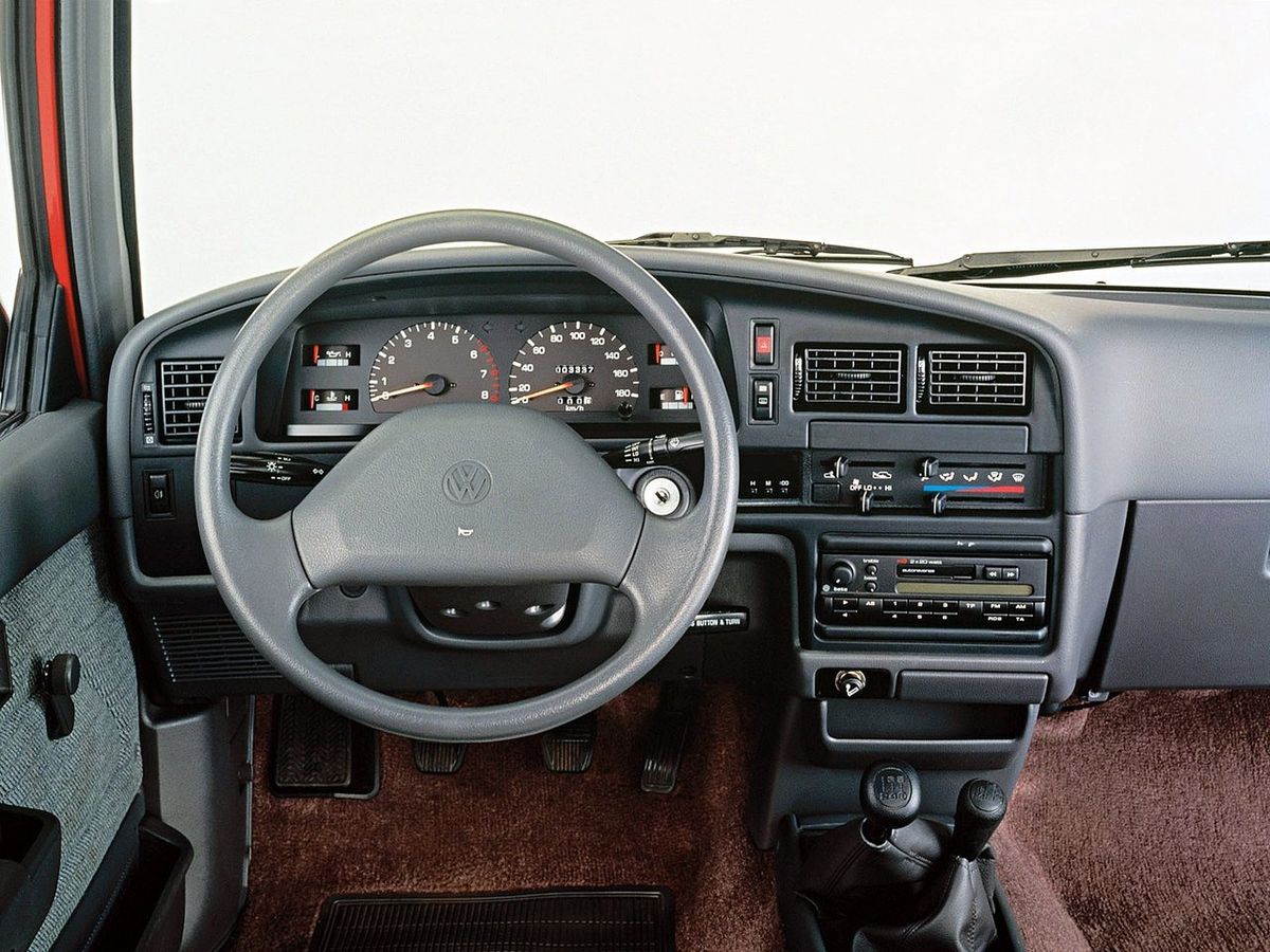 Volkswagen Taro 1989. Dashboard. Pickup double-cab, 1 generation