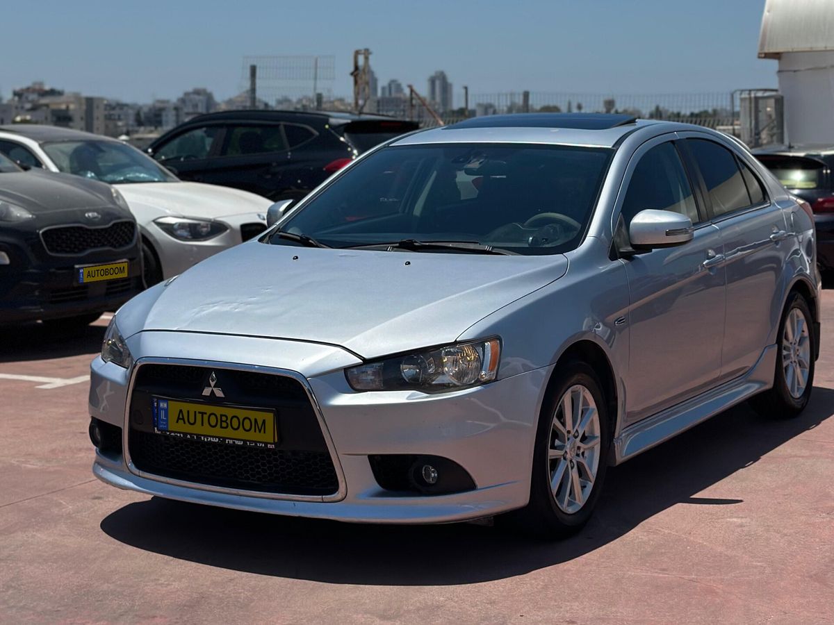 Mitsubishi Lancer 2nd hand, 2016