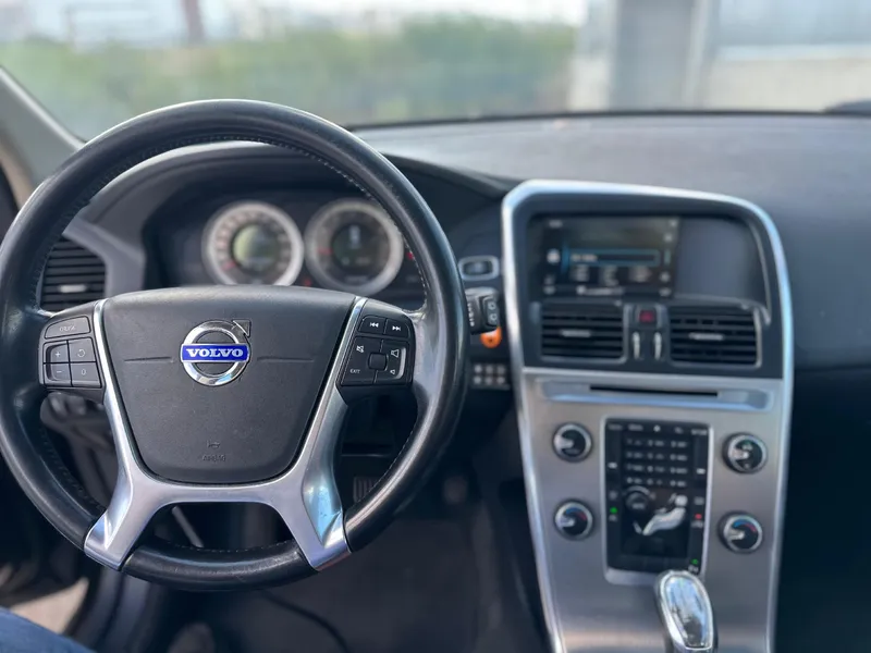 Volvo XC60 2nd hand, 2013, private hand