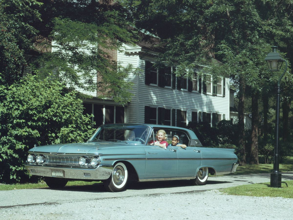 Mercury Monterey 1960. Carrosserie, extérieur. Berline sans pilier central, 5 génération
