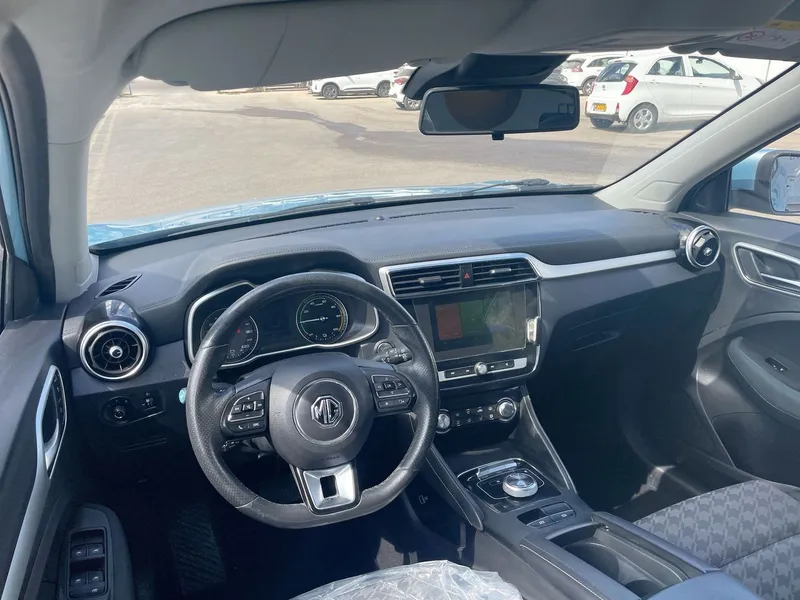 MG ZS 2nd hand, 2021, private hand