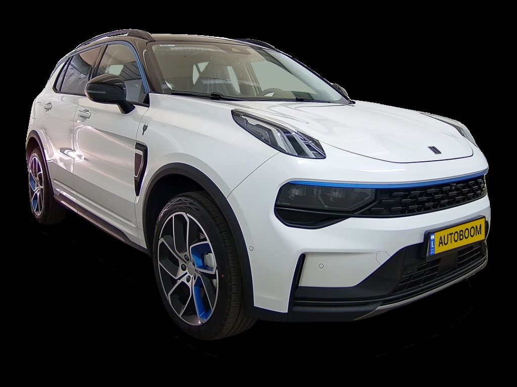 Lynk & Co 01 новый, 2024