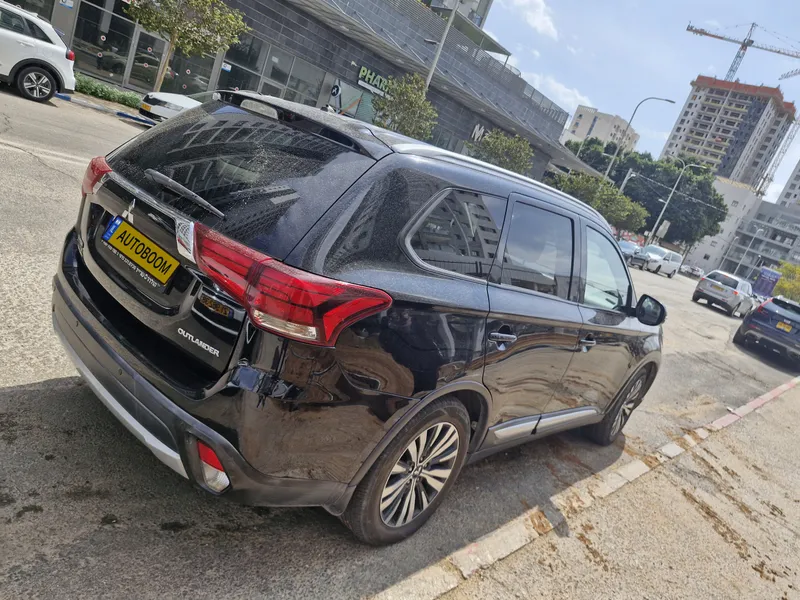 Mitsubishi Outlander 2nd hand, 2016, private