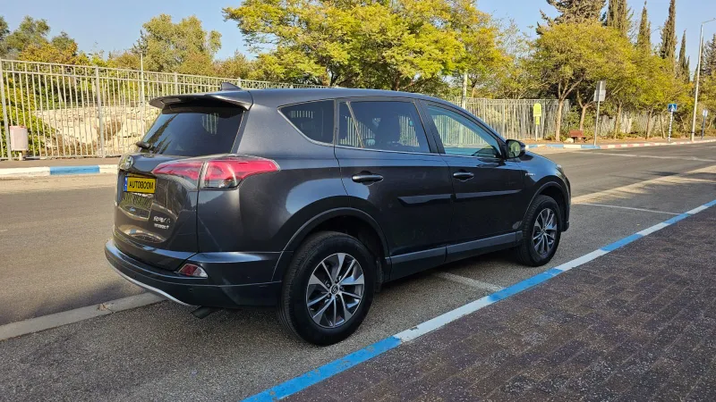 Toyota RAV4 с пробегом, 2016, частная рука