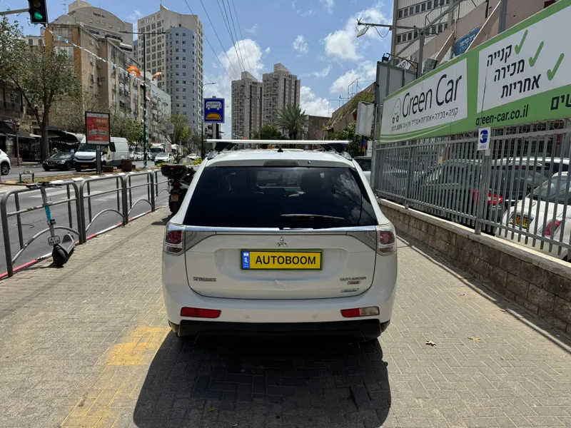 Mitsubishi Outlander 2nd hand, 2013, private hand