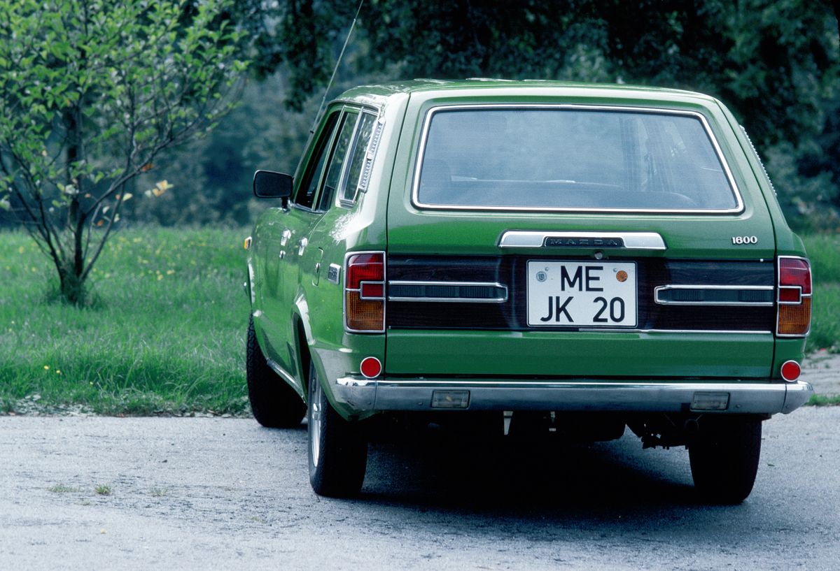Mazda 818 1974. Carrosserie, extérieur. Break 5-portes, 1 génération