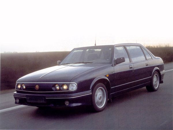 טטרה T700 1996. מרכב, צורה. סדאן, 1 דור