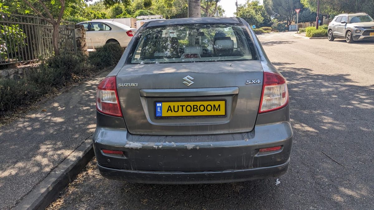סוזוקי SX4 יד 2 רכב, 2008, פרטי