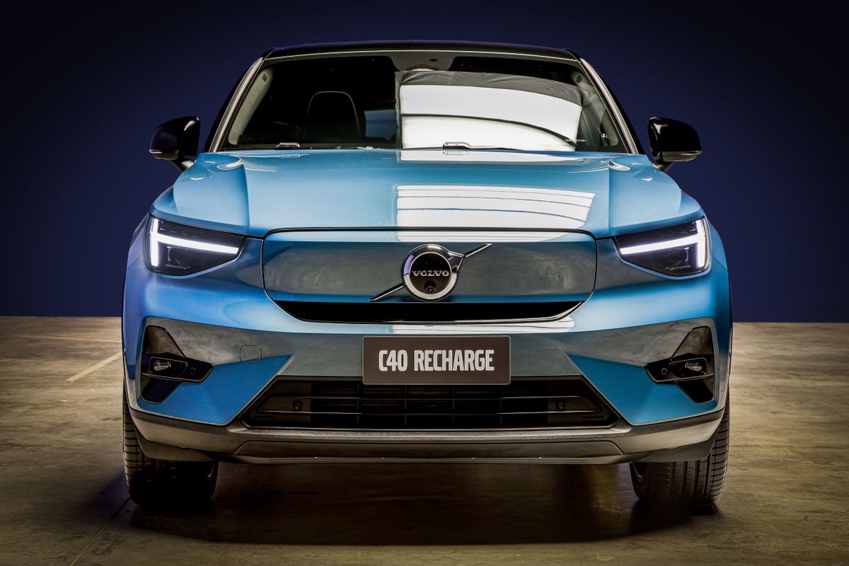 וולוו C40 Recharge ‏2021. מרכב, צורה. רכב שטח 5 דלתות, 1 דור