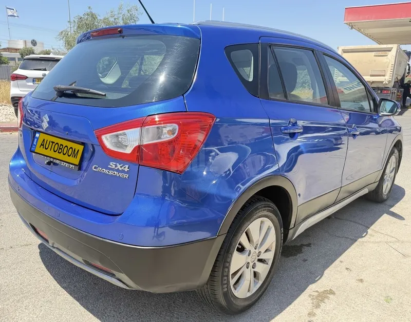 סוזוקי קרוסאובר SX4 יד 2 רכב, 2013