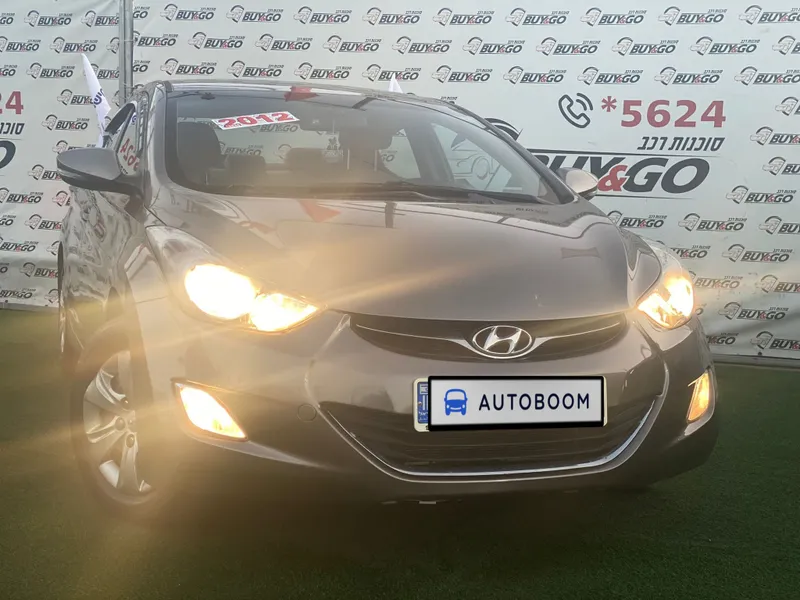 Hyundai Elantra 2nd hand, 2012