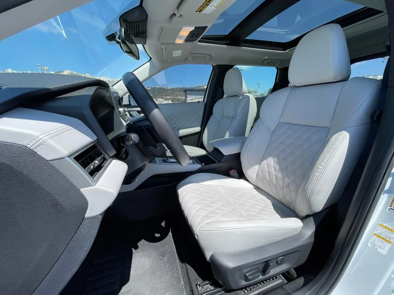 Mitsubishi Outlander с пробегом, 2023, частная рука