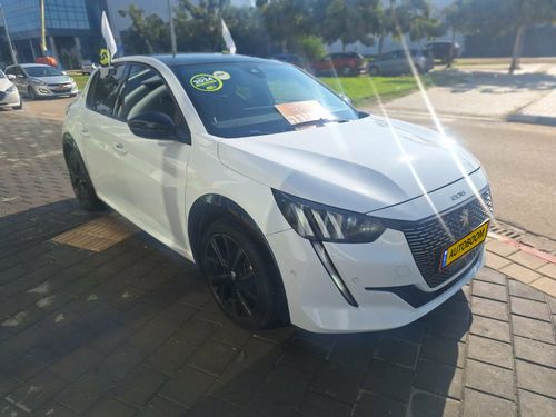 Peugeot 208, 2024, photo