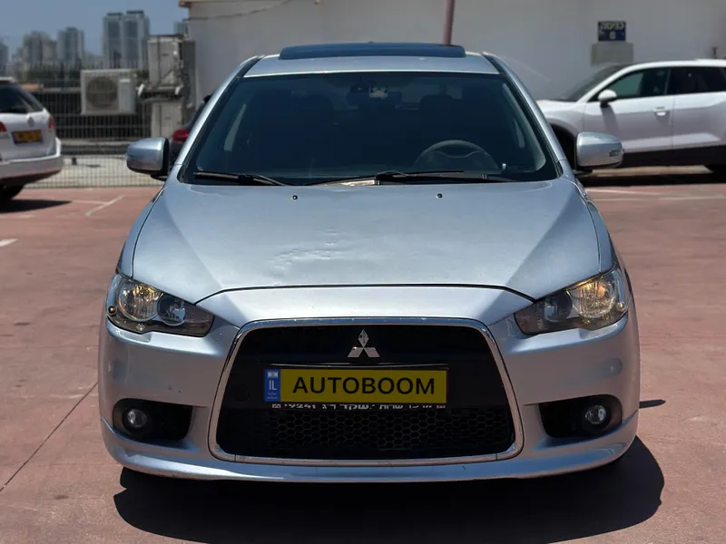 Mitsubishi Lancer 2nd hand, 2016